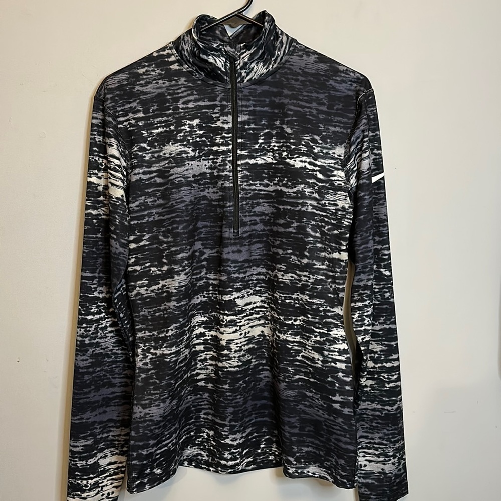 Nike Women’s Black Dri-Fit 1/2 Zip Running Pullover Size L